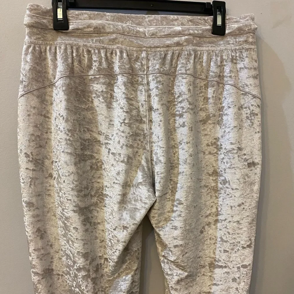 Lululemon Ready to Crush Joggers Women Size 10
